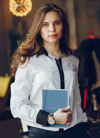 Our Financial Experts The Team  Member Solution. - 华体会